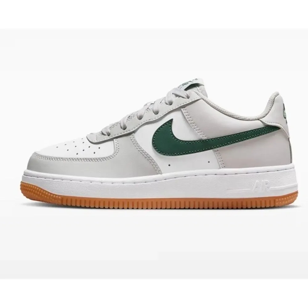 Nike Air Force One White green Little Kids Size 10.5c $90